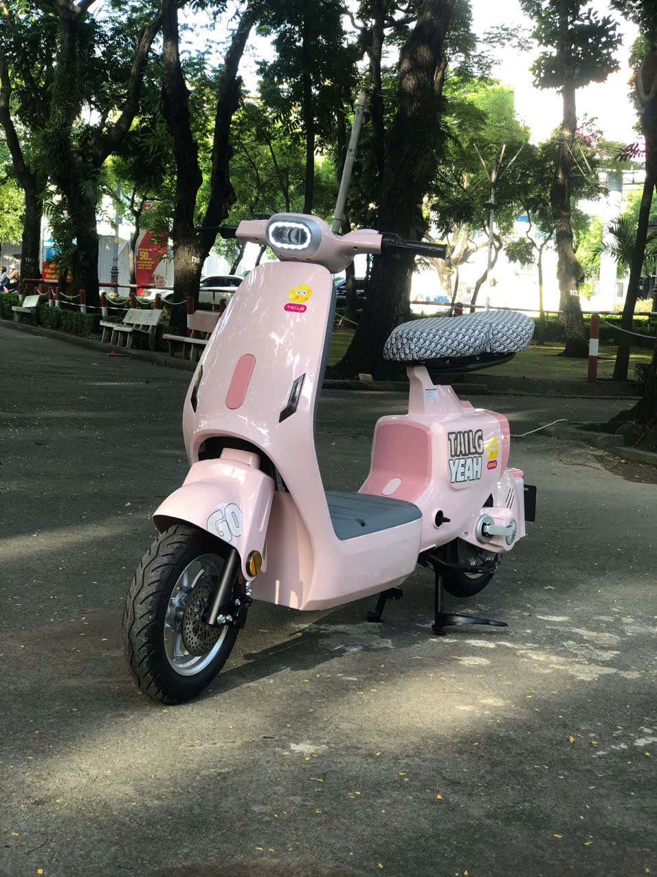 Độ thêm bình ắc quy có giúp xe điện chạy nhanh hơn? Độ thêm bình ắc quy có giúp xe điện chạy nhanh hơn?