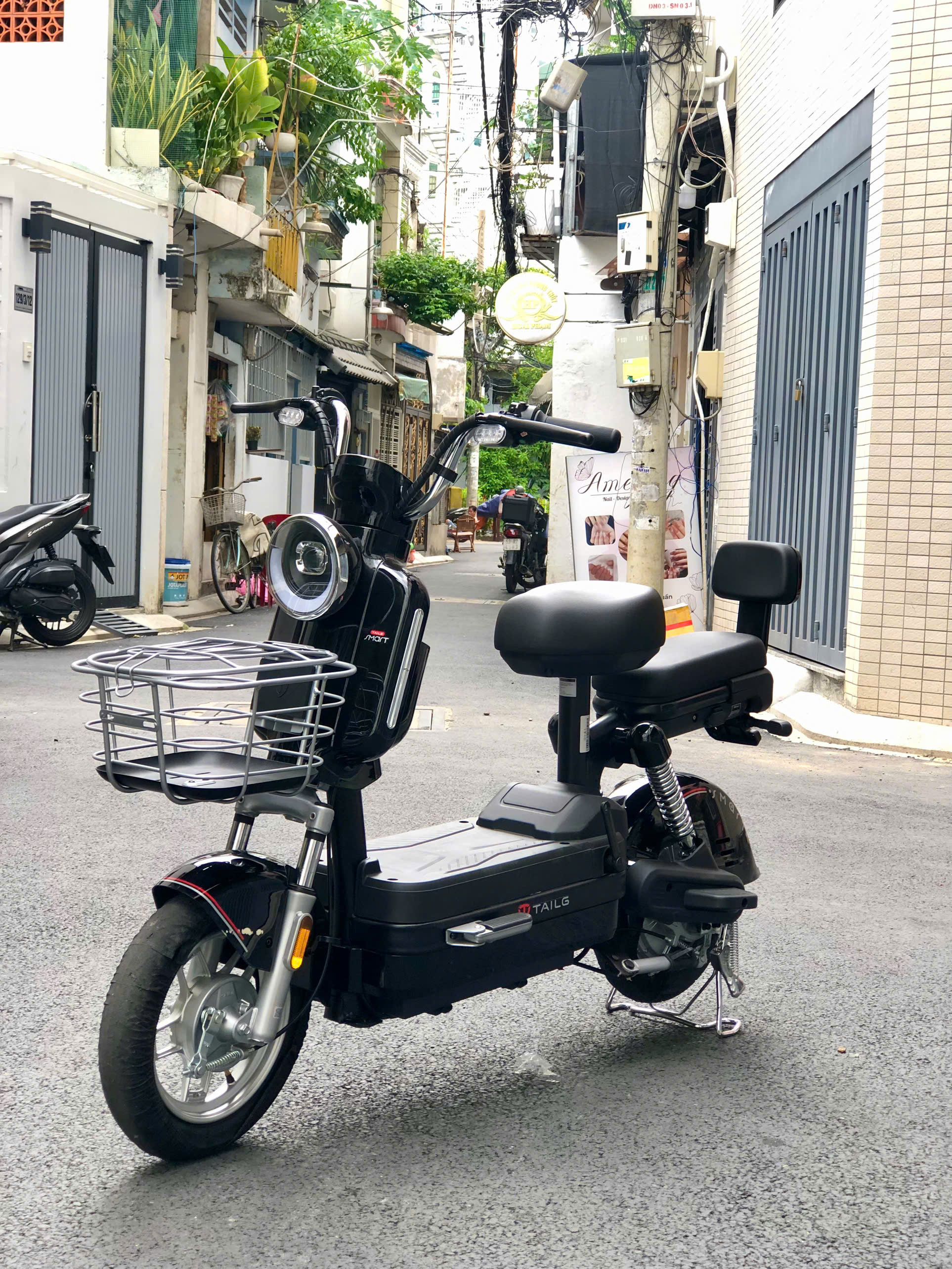 Độ thêm bình ắc quy có giúp xe điện chạy nhanh hơn? Độ thêm bình ắc quy có giúp xe điện chạy nhanh hơn?