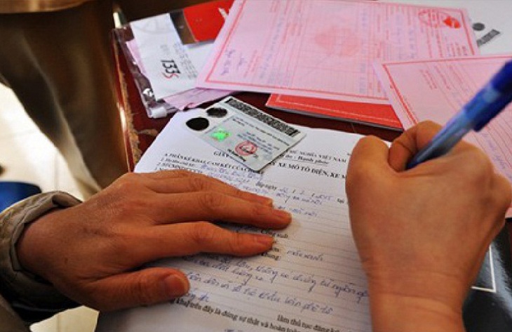 Những giấy tờ cần thiết khi đăng ký biển số xe máy điện Những giấy tờ cần thiết khi đăng ký biển số xe máy điện