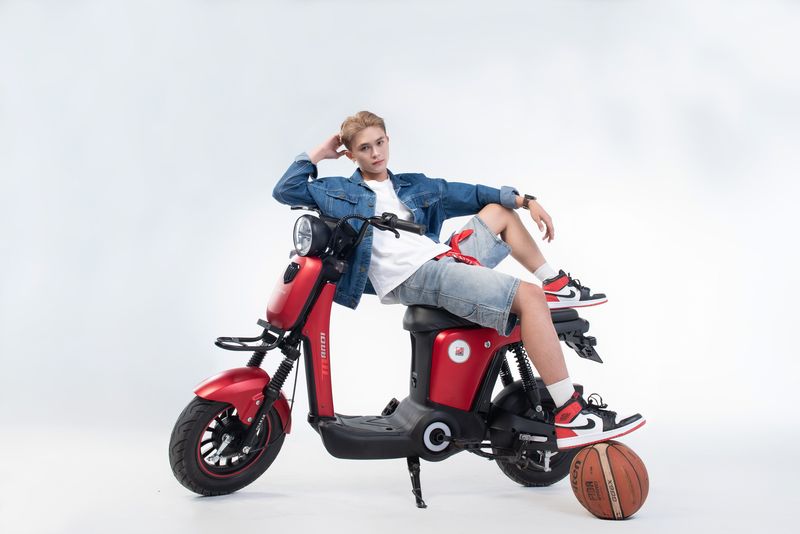 Chi tiết giá xe Osakar Mandi – Mẫu xe điện thời trang giá mềm Chi tiết giá xe Osakar Mandi – Mẫu xe điện thời trang giá mềm