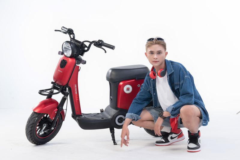 Chi tiết giá xe Osakar Mandi – Mẫu xe điện thời trang giá mềm Chi tiết giá xe Osakar Mandi – Mẫu xe điện thời trang giá mềm