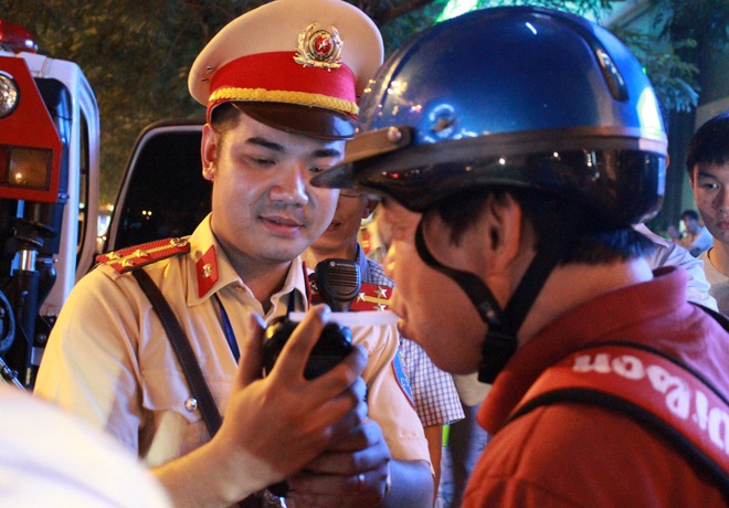 Từ 1/1/2020 Đi xe đạp, xe đạp điện khi uống rượi bia bị xử phạt nhưng vẫn nhẹ hơn nhiều so với điều khiển bằng oto, xe máy Từ 1/1/2020 Đi xe đạp, xe đạp điện khi uống rượi bia bị xử phạt nhưng vẫn nhẹ hơn nhiều so với điều khiển bằng oto, xe máy