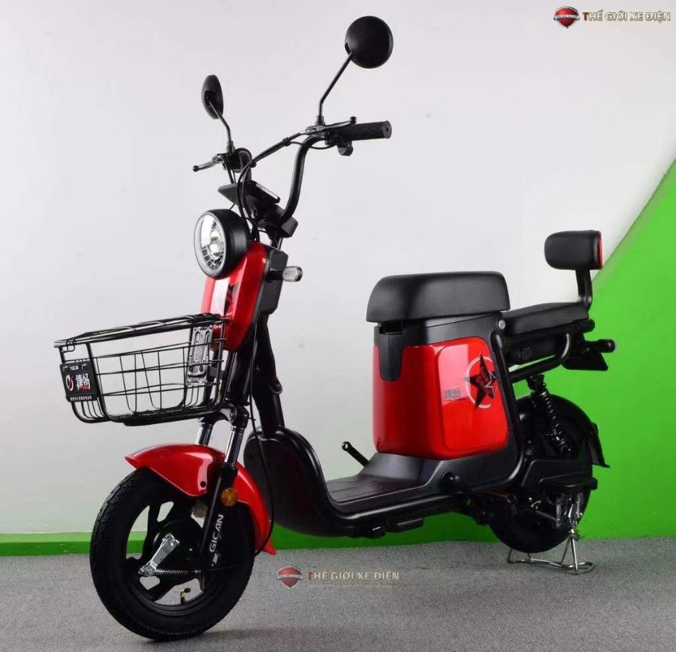 Xe đạp điện Gican S sử dụng acquy 20Ah như xe máy điện