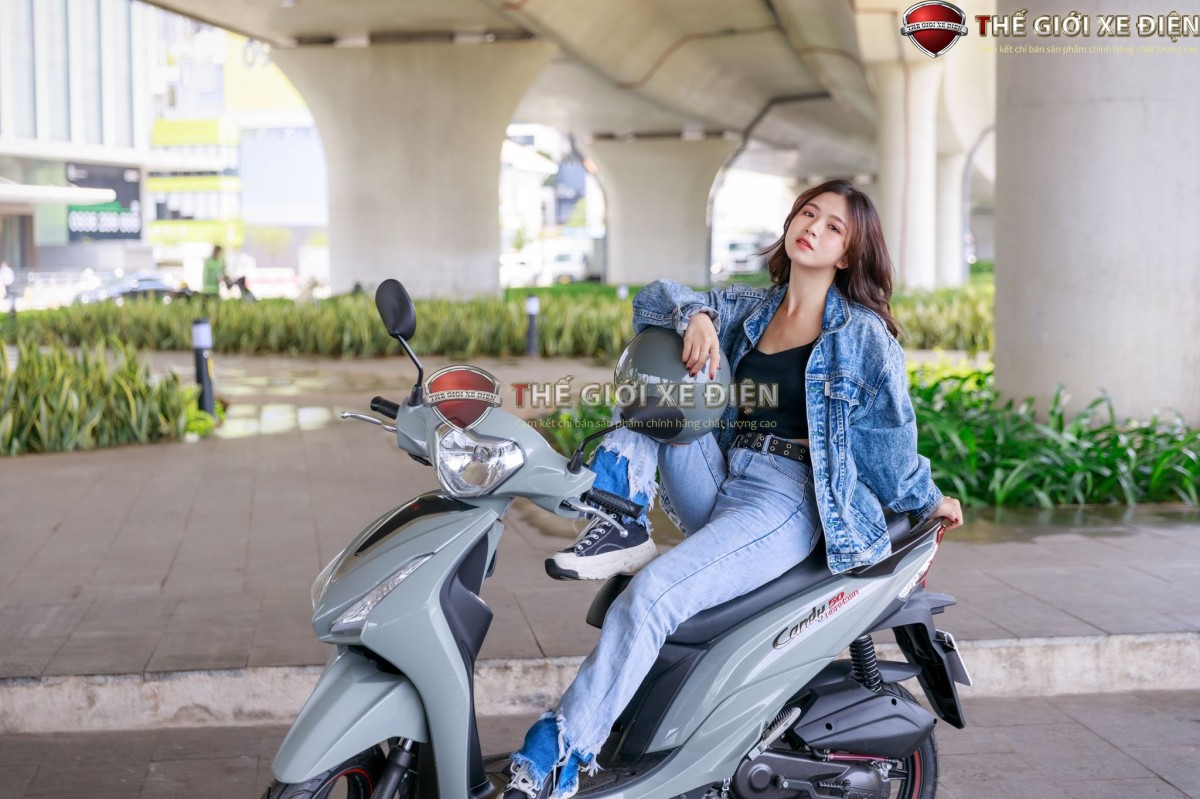 Kymco ra mắt dòng xe ga Candy Hermosa 2023 phiên bản xám xi măng đầu tiên tại Việt Nam