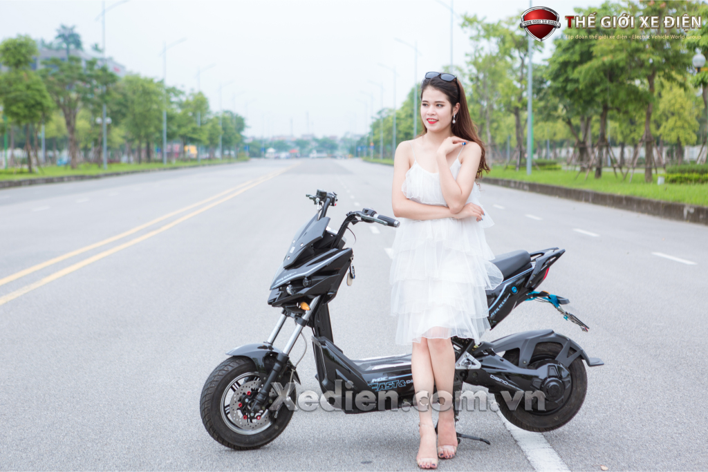 Đánh giá xe điện Jeek Man Dibao