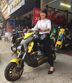 TẠI SAO NÊN LỰA CHỌN XE ĐIỆN HS DELUXE ?